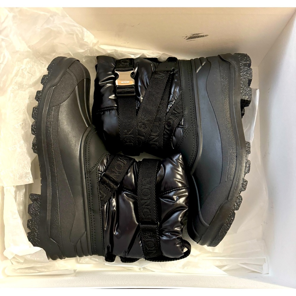 100% Authentic Moncler Summus Snow Boots In Black SIZE 41 EU COA included